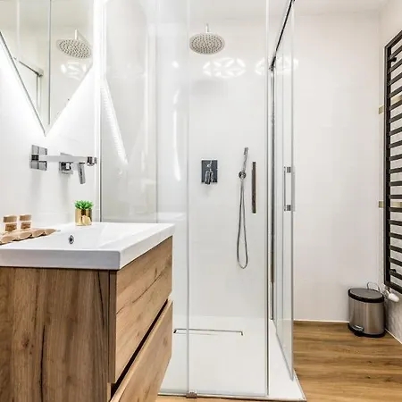 Goralska Apartmanhotel 4*