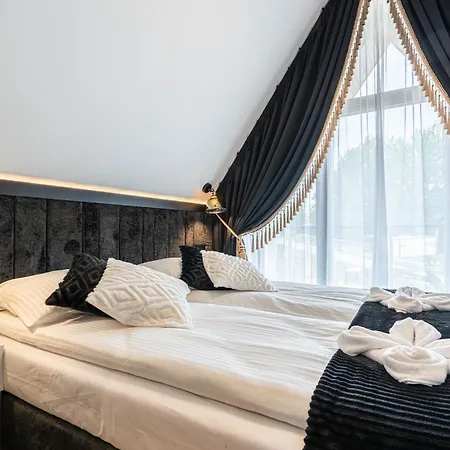 Aparthotel Goralska *