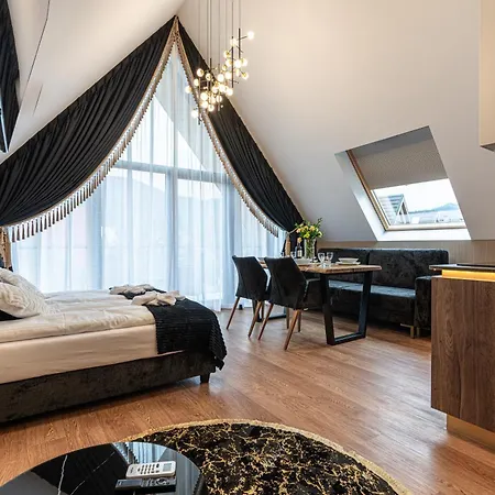 Ξενοδοχείο με διαμερίσματα Goralska 4*